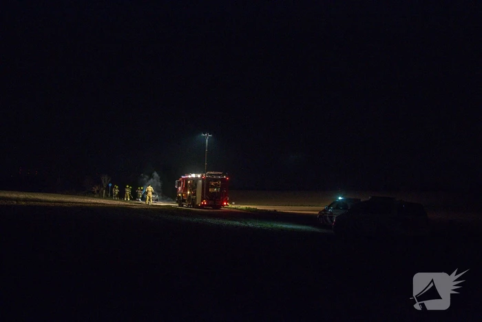 Auto gaat in vlammen op