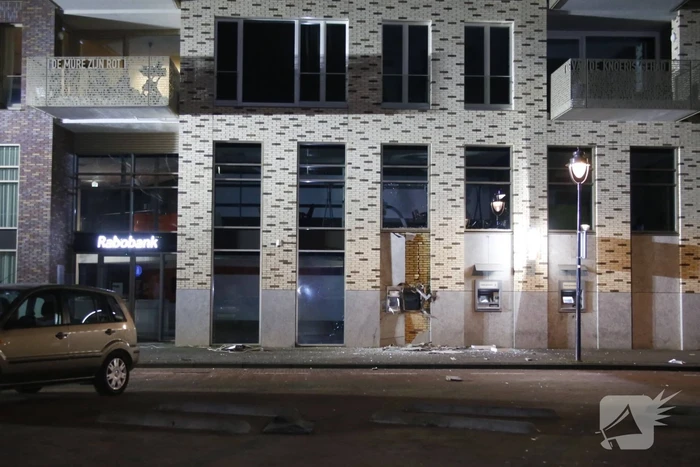 Stortautomaat Rabobank opgeblazen