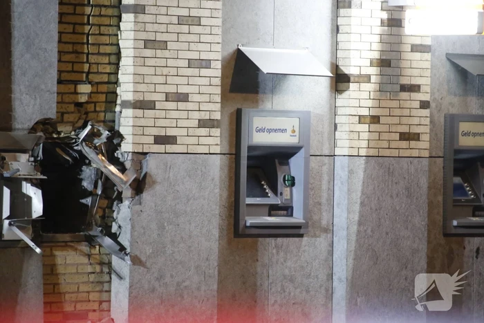 Stortautomaat Rabobank opgeblazen