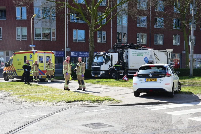 Vrouw (85) overleden na aanrijding met vuilniswagen
