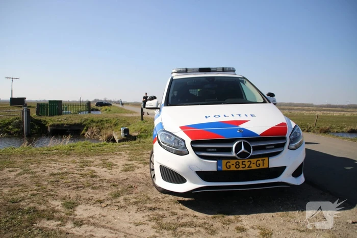 Jerrycans met mogelijk drugsafval aangetroffen