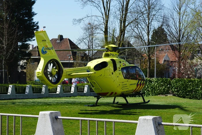 Traumahelikopter landt voor incident in bovenwoning