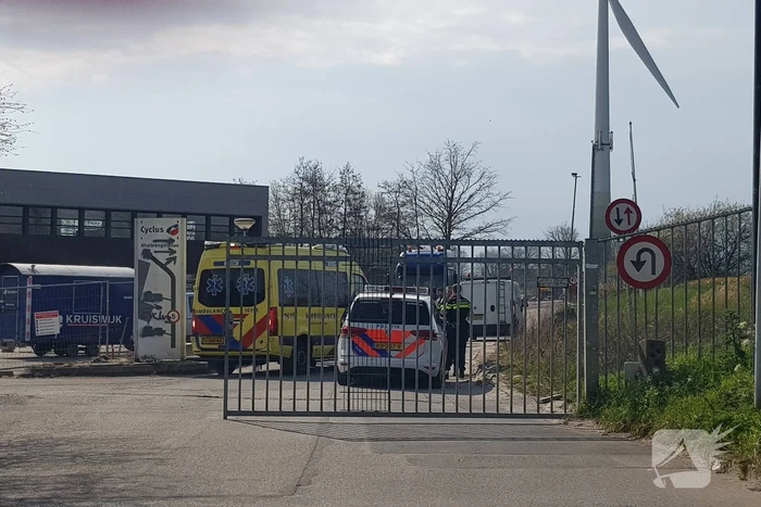 Persoon gewond op afvalbrengstation