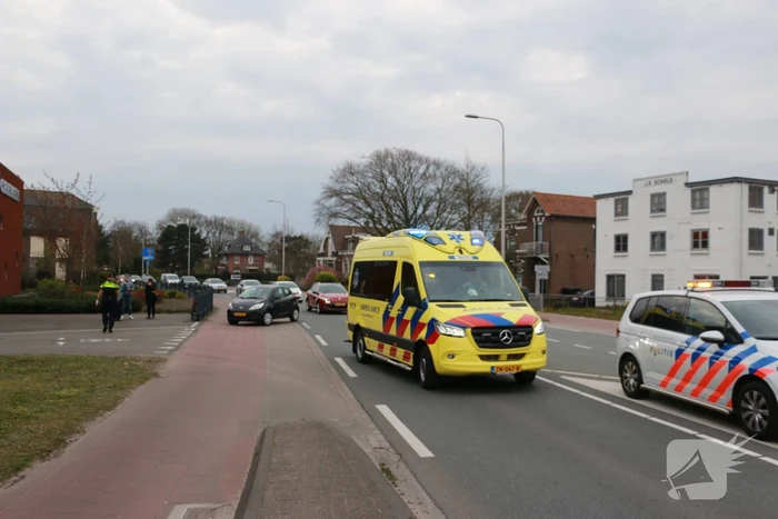 Fietser gewond na aanrijding met auto