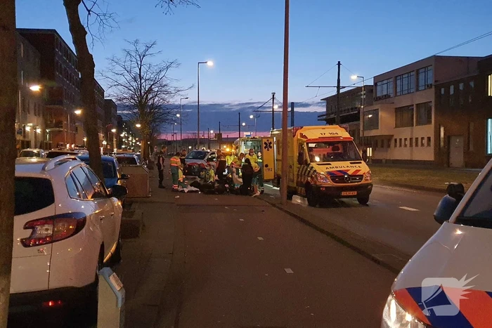 Twee gewonden na valpartij met scooter