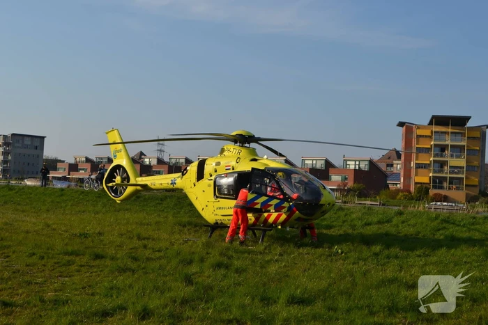 Traumahelikopter landt na ongeval in woning