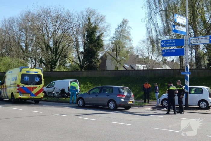 Fietser gewond bij aanrijding met auto