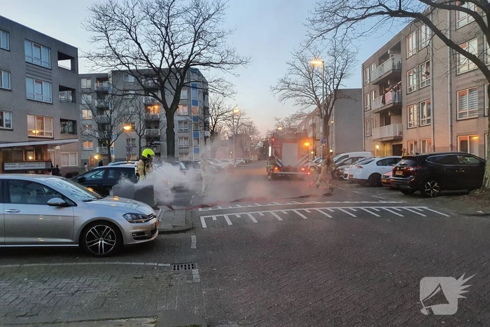 Forse rookontwikkeling bij ondergrondse containerbrand