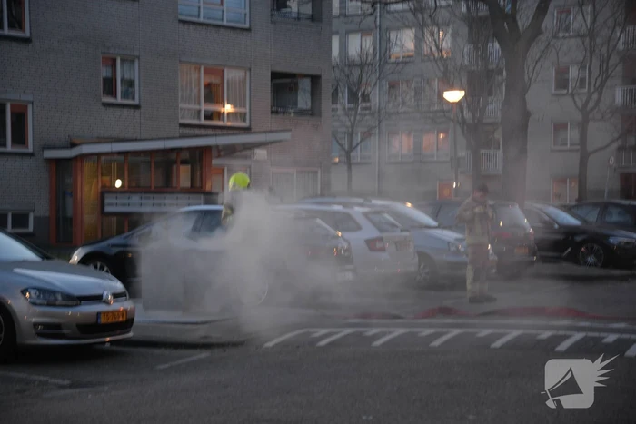 Forse rookontwikkeling bij ondergrondse containerbrand