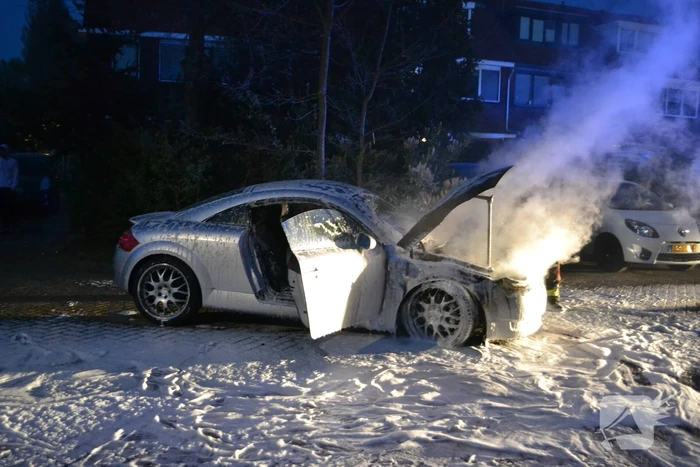 Autobrand mogelijk aangestoken