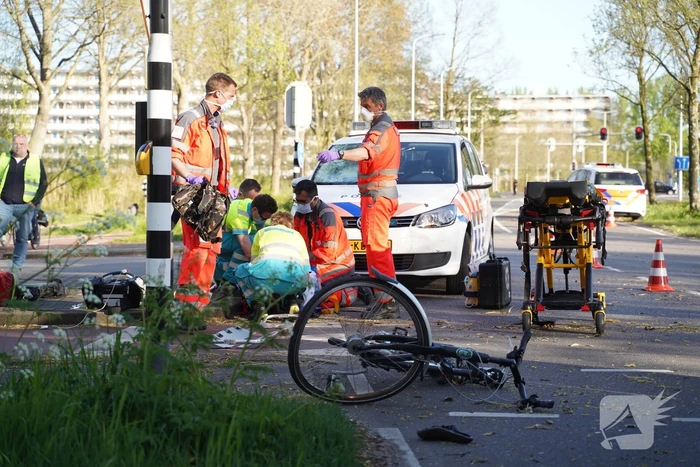 Persoon ernstig gewond na aanrijding met politiewagen