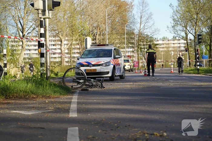 Persoon ernstig gewond na aanrijding met politiewagen