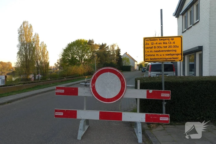 Gemeente plaatst waarschuwingsborden voor afsluiten dijken