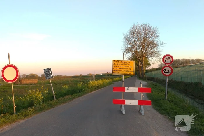 Gemeente plaatst waarschuwingsborden voor afsluiten dijken