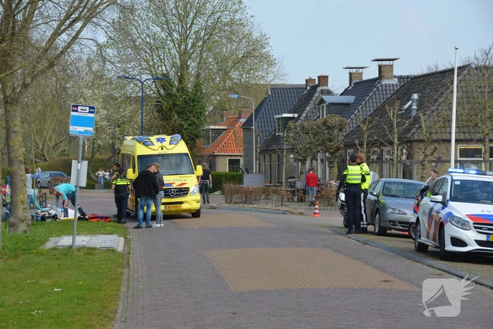 Motorrijder ernstig gewond na aanrijding met auto