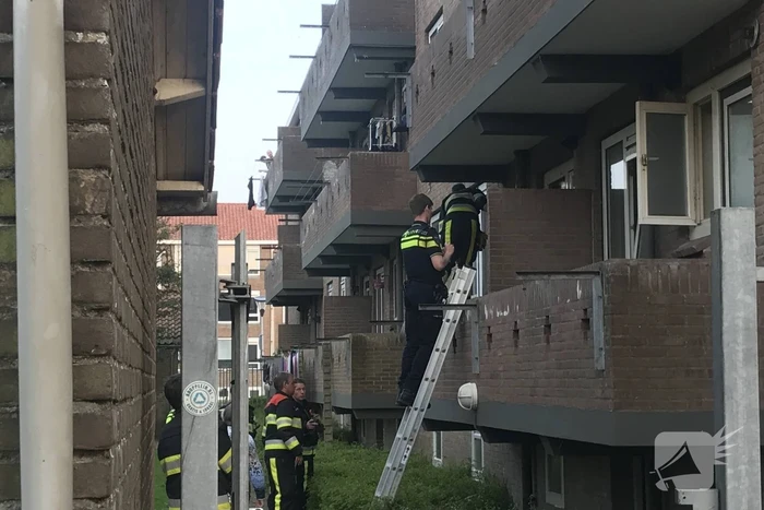 Rookmelder gaat af in woning