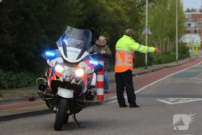 Kop-staart aanrijding tussen twee auto's