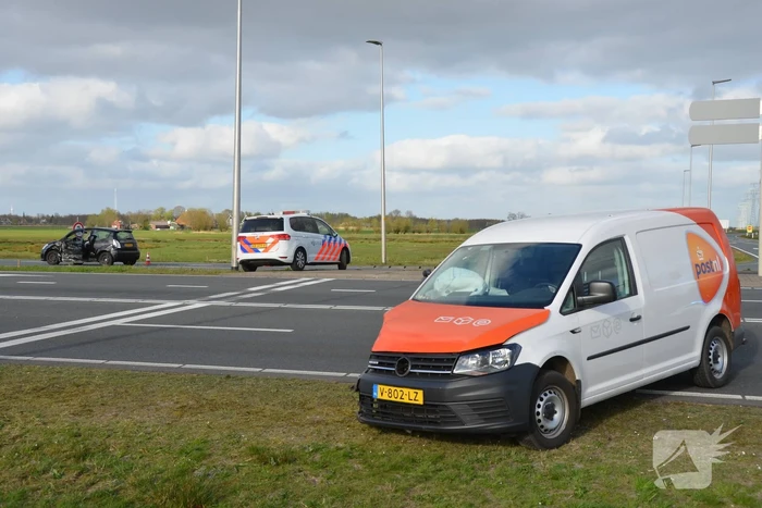 Flinke schade na ongeval op kruising