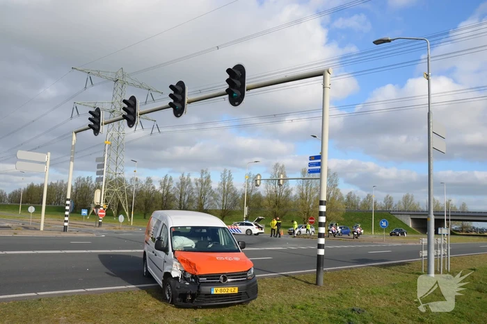 Flinke schade na ongeval op kruising