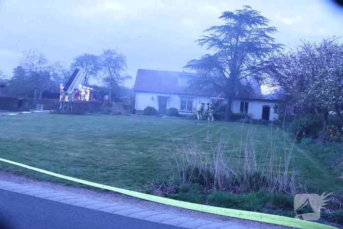 Flinke rookontwikkeling bij dakbrand