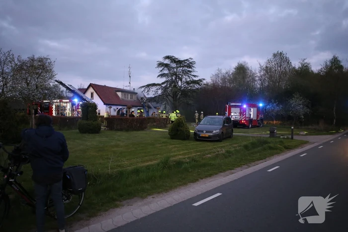 Flinke rookontwikkeling bij dakbrand