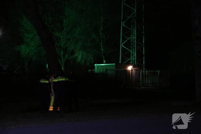 5G zendmast in brand gestoken