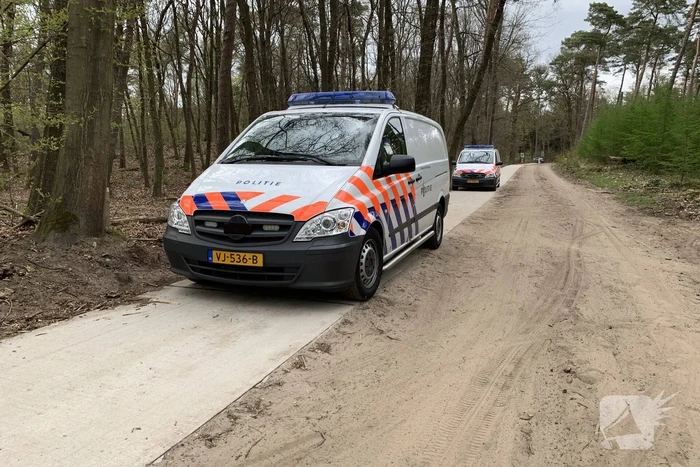 Overleden wielrenner aangetroffen