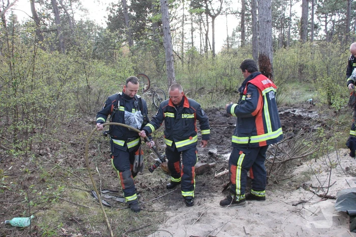 Brand in bos vermoedelijk aangestoken