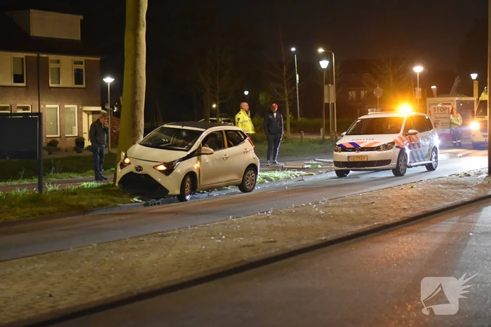 Gewonde na botsing met boom