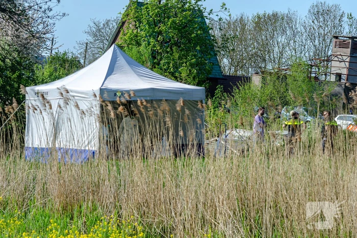 Dode aangetroffen in sloot bij volkstuinen Ridderspoor
