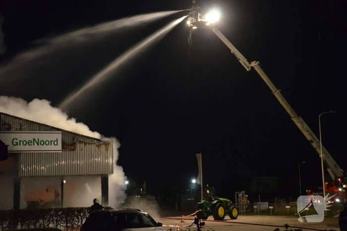 Grote brand verwoest bedrijfspand