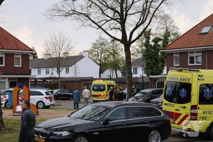 Persoon zwaargewond na val van hoogte