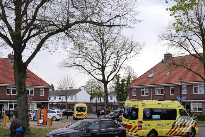 Persoon zwaargewond na val van hoogte