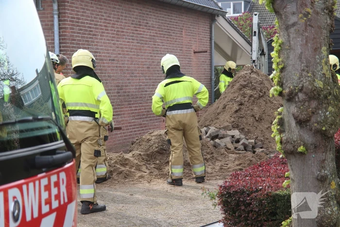 Man bedolven onder puin bij sloopwerkzaamheden