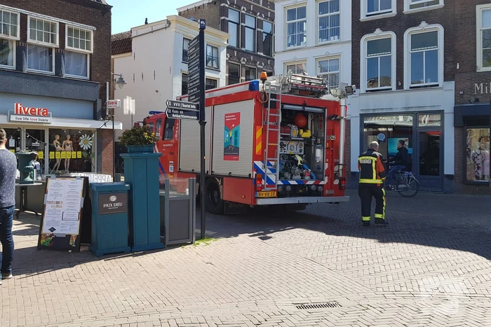 Gaslucht in keuken van grand café Central