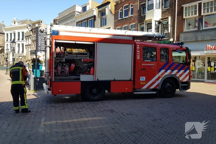 Gaslucht in keuken van grand café Central