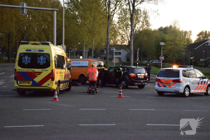Veel schade bij aanrijding op kruising