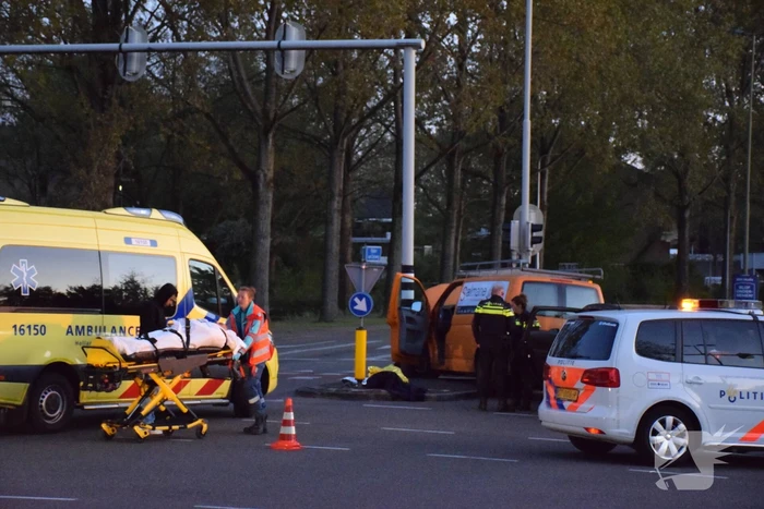 Veel schade bij aanrijding op kruising