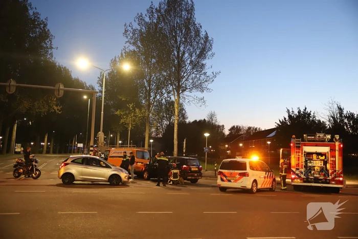 Veel schade bij aanrijding op kruising