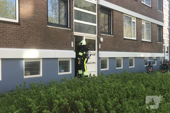Vreemde lucht in kelderbox van flat