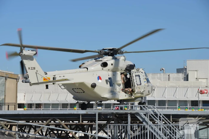 Defensiehelikopter NH90 neemt patiëntentransport MMT over