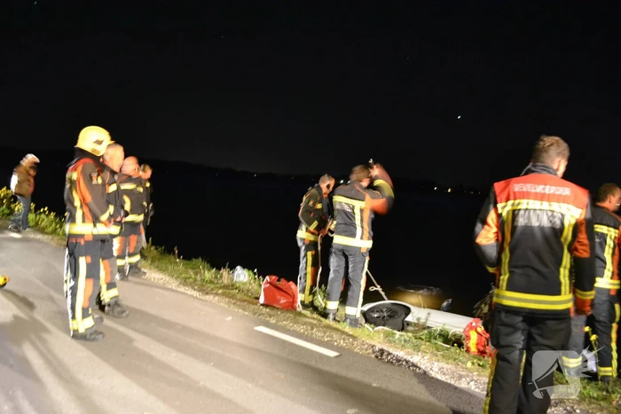 Voertuig te water, bestuurder spoorloos