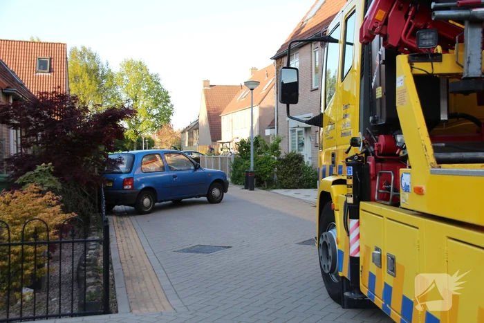 Bestuurder rijdt door na ongeval