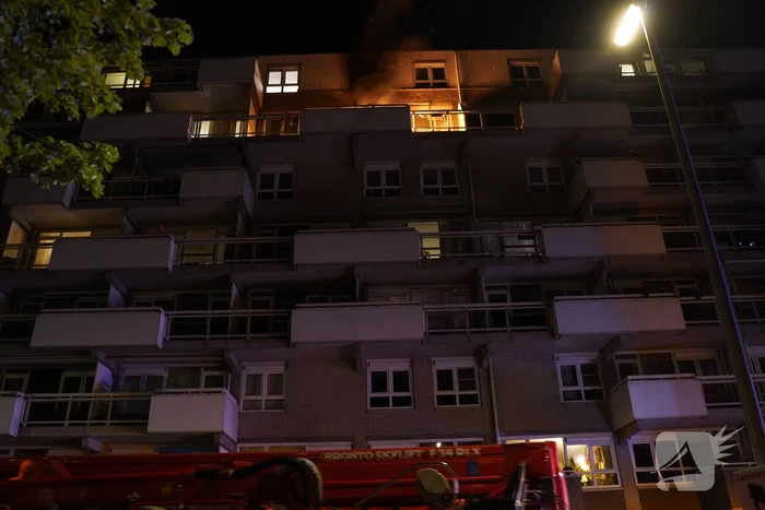 Felle uitslaande brand op balkon