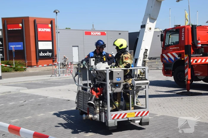 Uitgebreid onderzoek na brand bij Honda garage