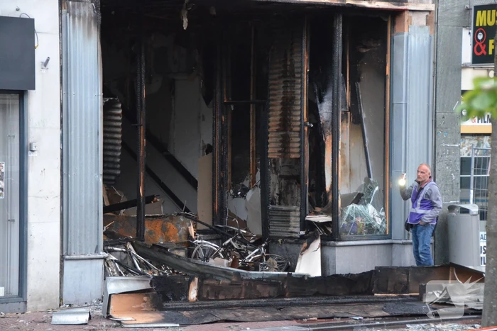 Grote brand bij Discus Muziek