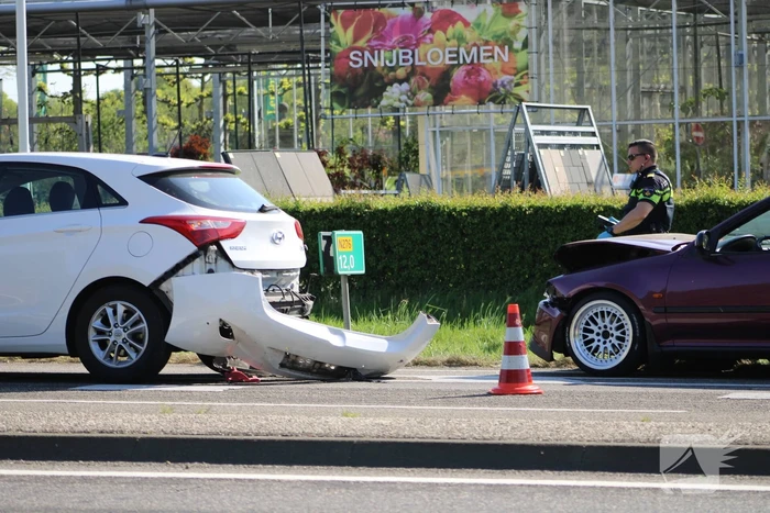 Flinke schade na kop-staart aanrijding