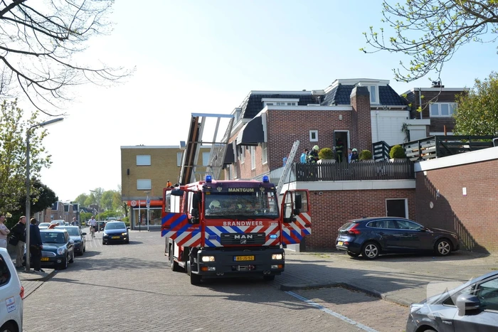 Brand op dakterras van woning