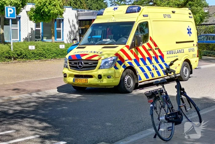 Fietsster gaat onderuit en raakt gewond