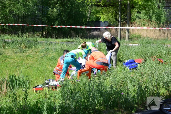 Scooterrijder gelanceerd bij ongeval met auto